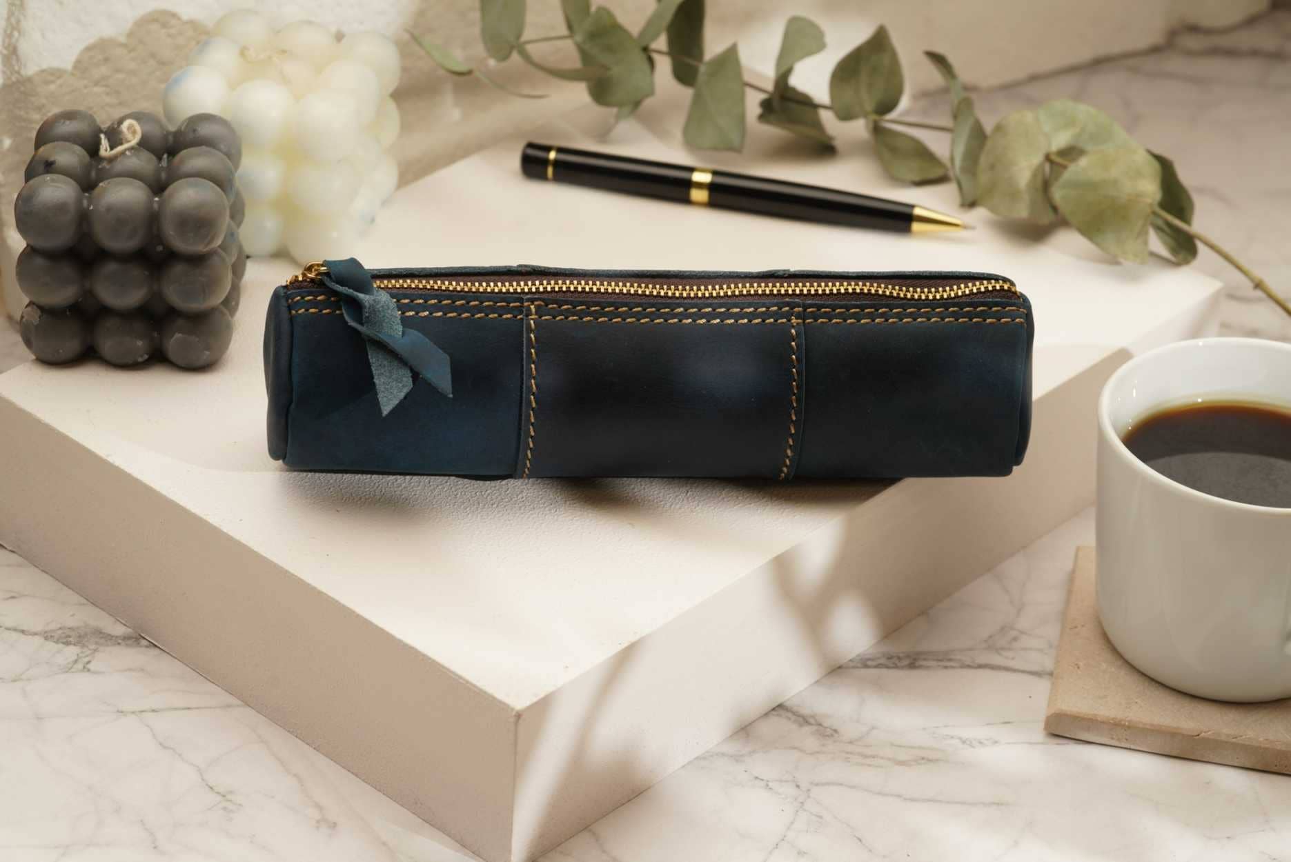 American Leather Goods - Wholesale Pencil Case/Pouch - Leather Pencil Case, Make-up Brush Holder, Pen Holder3