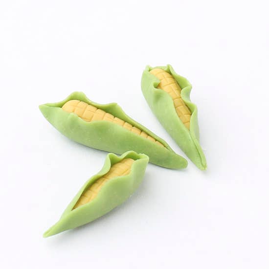 Factory Direct Craft – wholesale Decorative tabletop object – 1" Miniature Ears of Corn (Pack of 3 Cobs)1