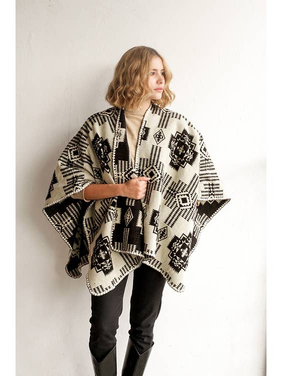 Black and White Cruz Reversible Shawl for wholesale on Faire