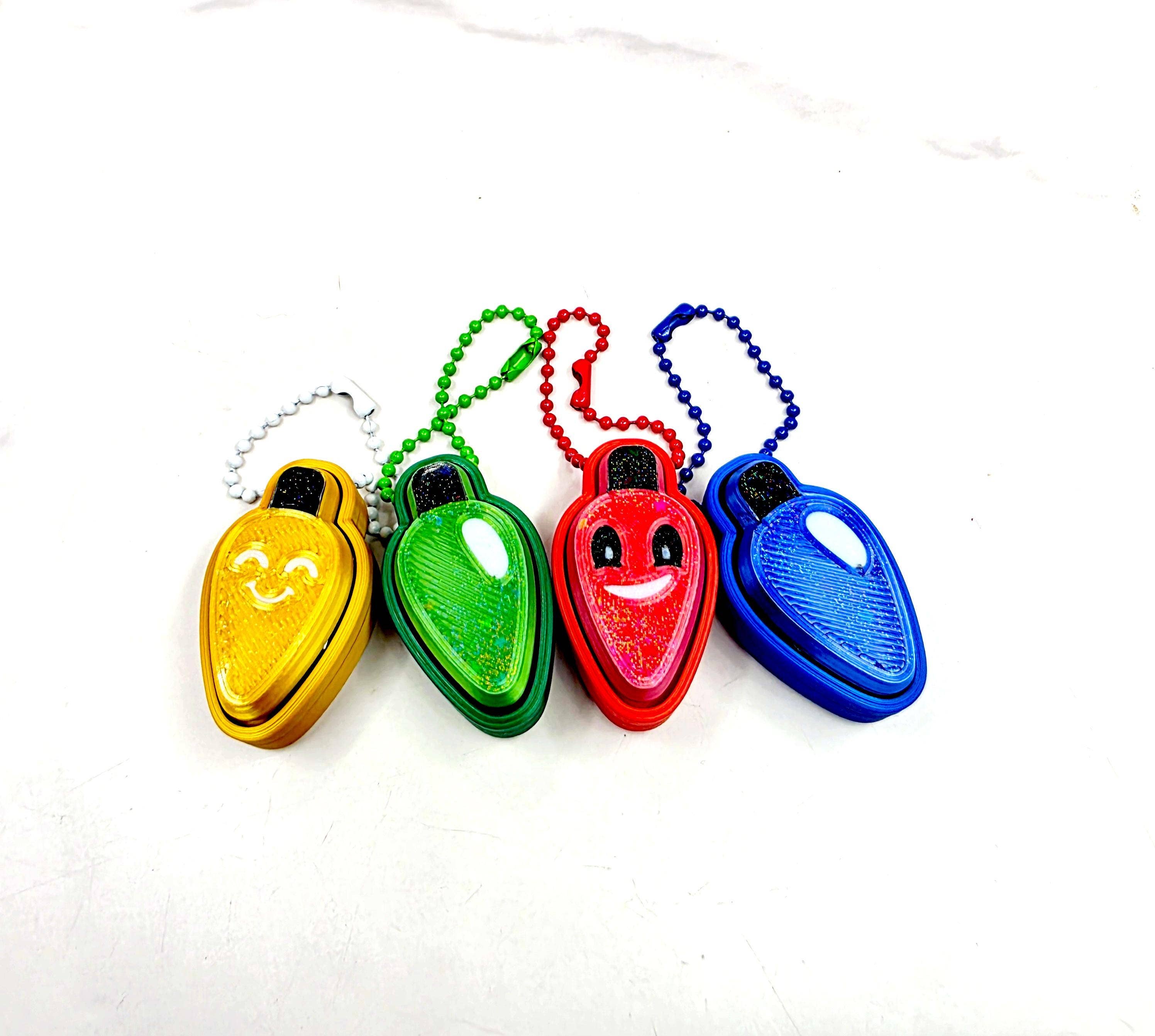 Agape Designs 3D - Wholesale Keychain - Unisex - 3D Printed Christmas Light Fidget Clicker Keychains1
