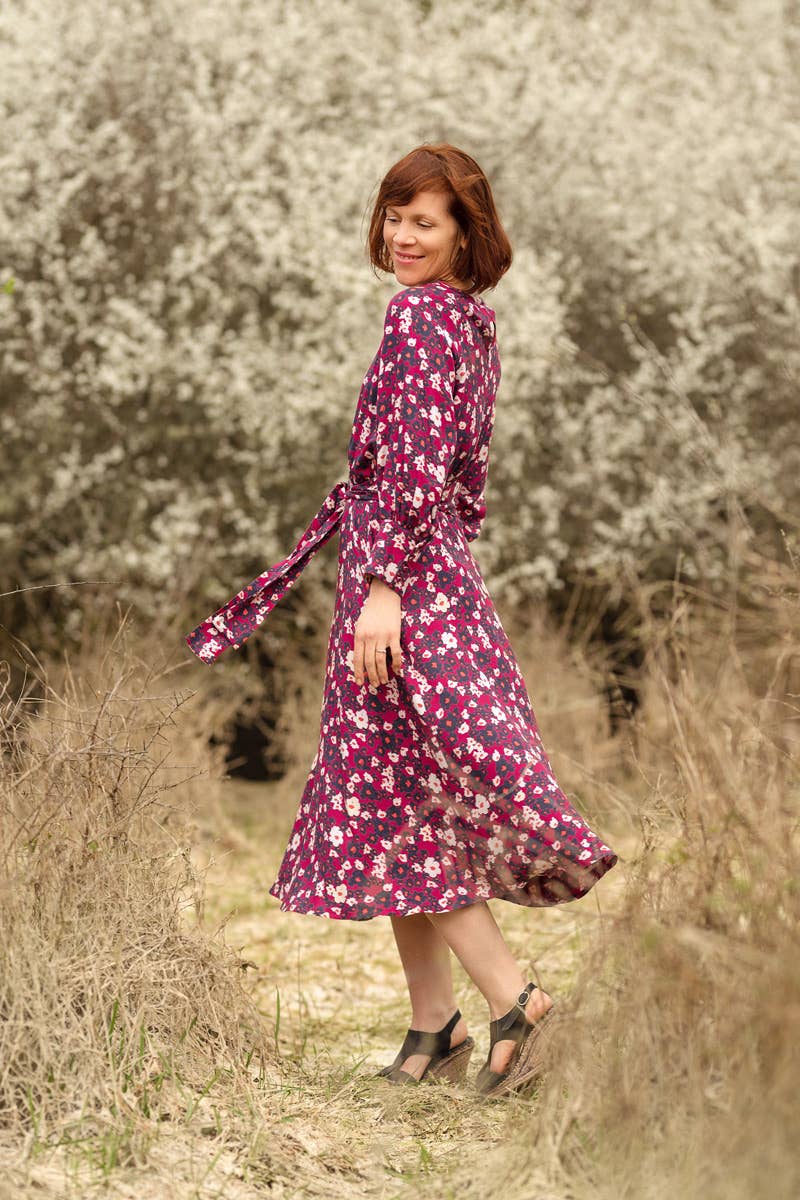 Eglantine et Zoé - Wholesale Fabric - Carlota Pink Magenta Ecovero Viscose Twill Fabric5