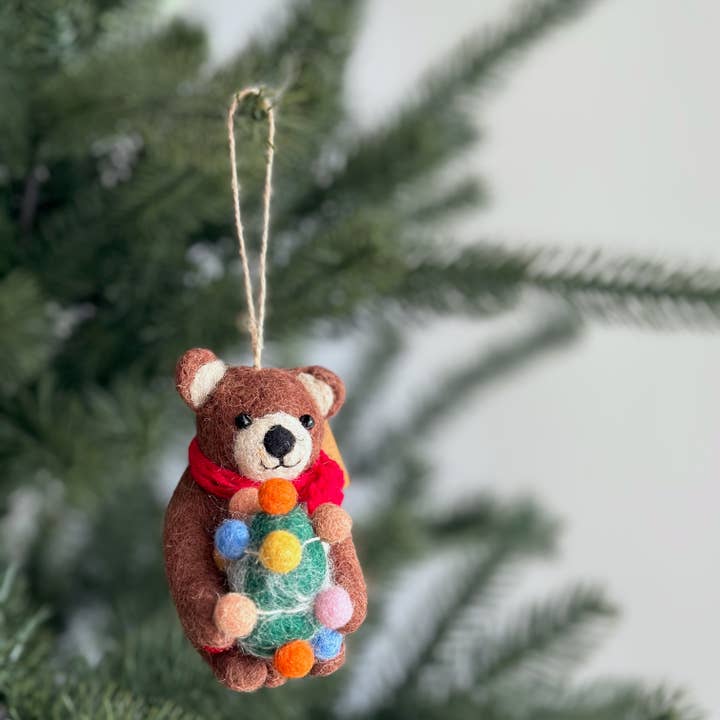 Ganapati – wholesale Ornament – Felt Brown Bear Holding Christmas Tree Ornament