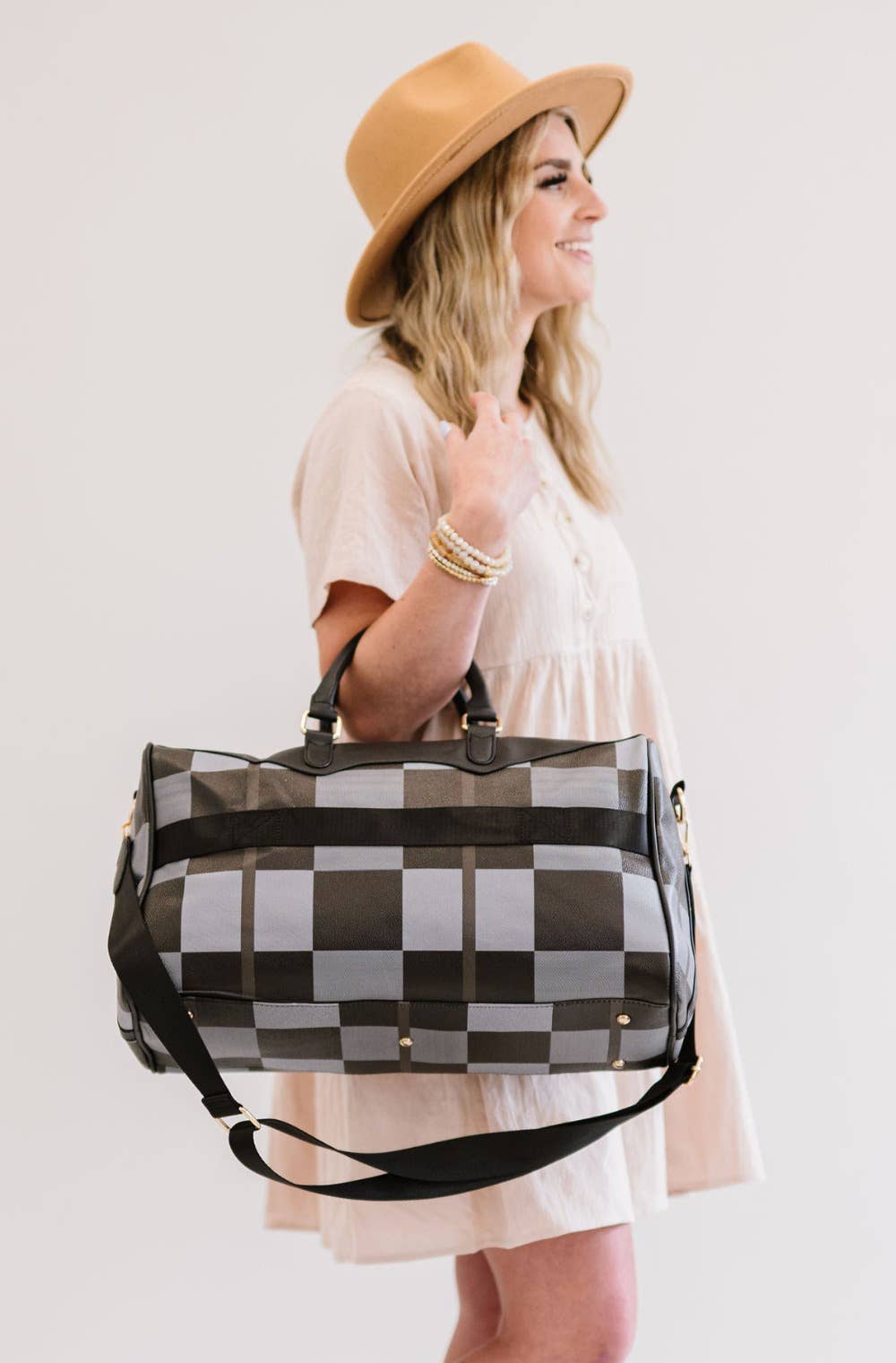 modern and chic - Wholesale Weekender Bag - Women's - Vienna Overnighter13