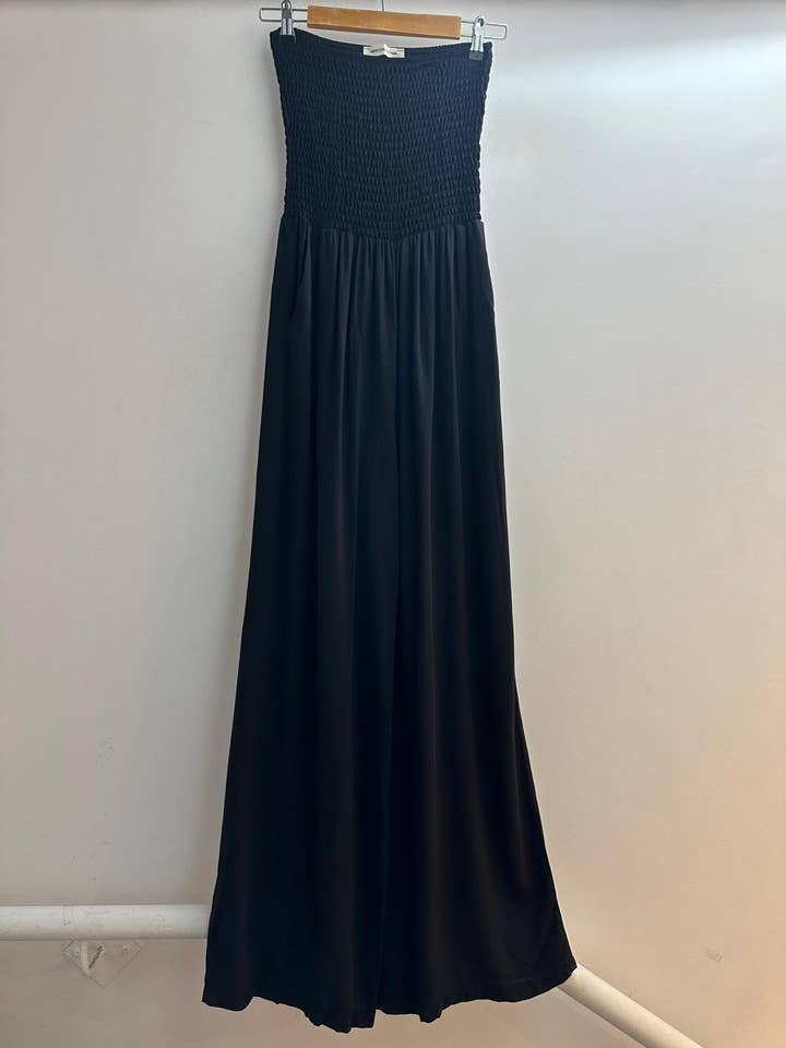 LORIANE - Wholesale Jumpsuit - Women's - 7382D One size flowing strapless jumpsuit with pocket