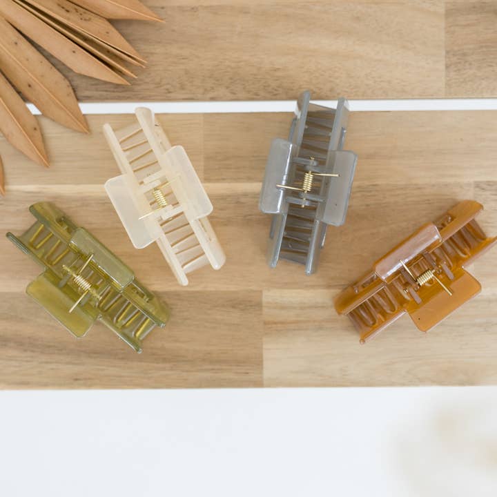 blush & bubbly - Wholesale Hair Clip - Women's - Hair Claw Clip, Joshua Tree Collection, Translucent Clip7