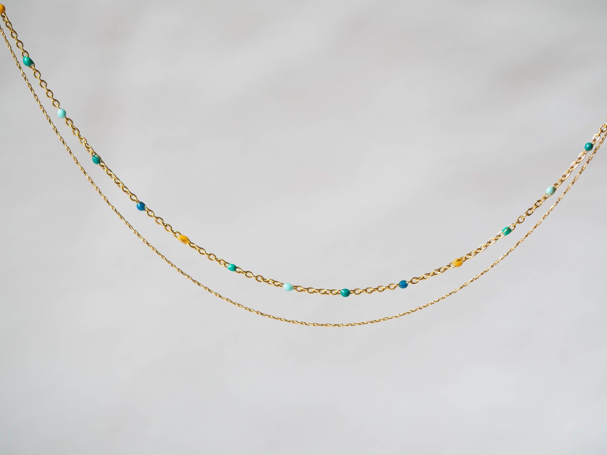 Atelier Vivienne - Wholesale Beaded/Pearl Necklace - Ultra fine delicate minimalist double row necklace//colored resin pearls//fine gold//delicate jewelry//French handmade creation9
