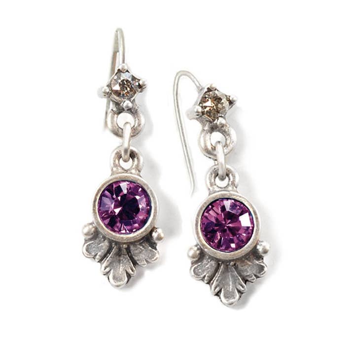 Boucles d'oreilles E1248 avec pierre de naissance en cristal Swarovski pour la vente par Sweet Romance Jewelry