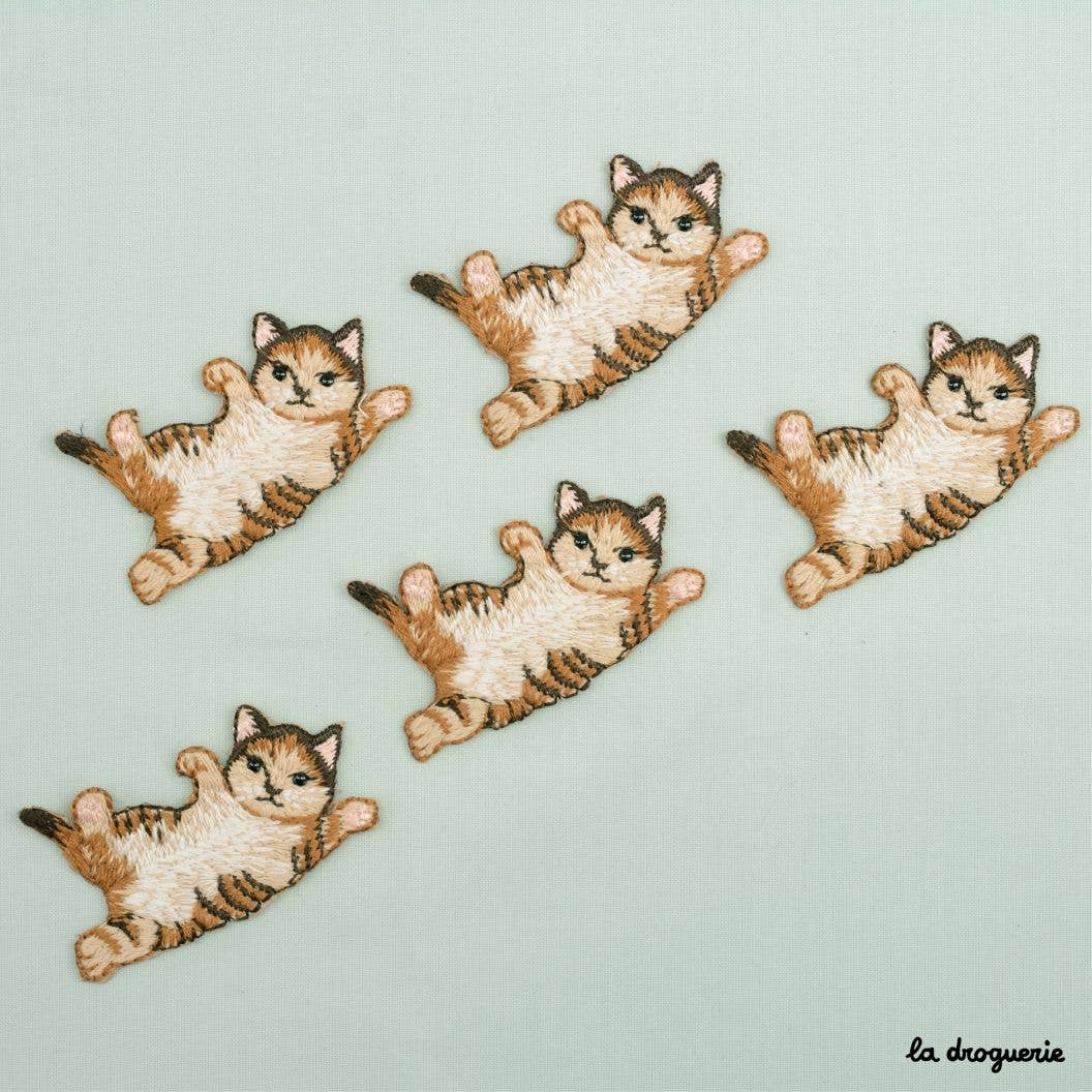LA DROGUERIE - Wholesale Patch - "Cuddly Cat" patch1