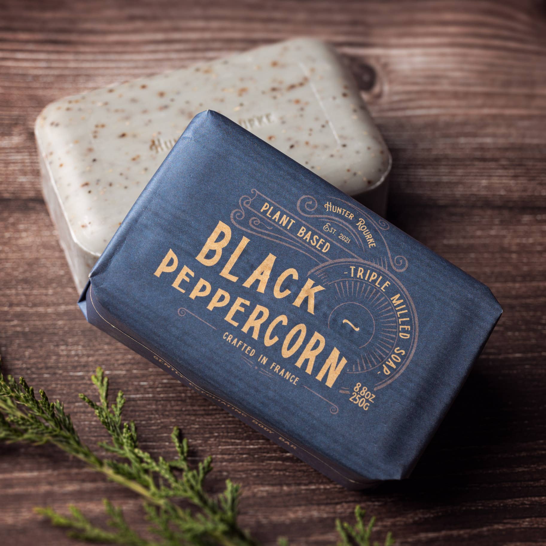 Ton Savon Inc - Wholesale Bar Soap - Hunter Rourke 250g Soap - Black Peppercorn3