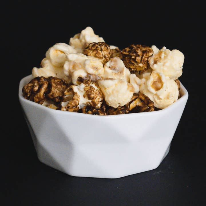 Maïs soufflé Root Beer Float pour la vente par Lisa's Gourmet Popcorn