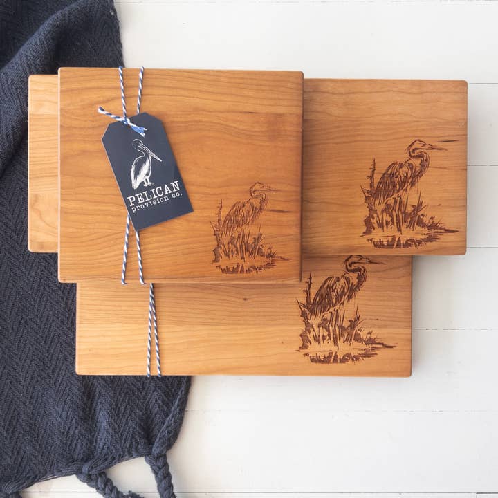 Planche à découper Héron Bleu pour la vente par Pelican Provision Co.