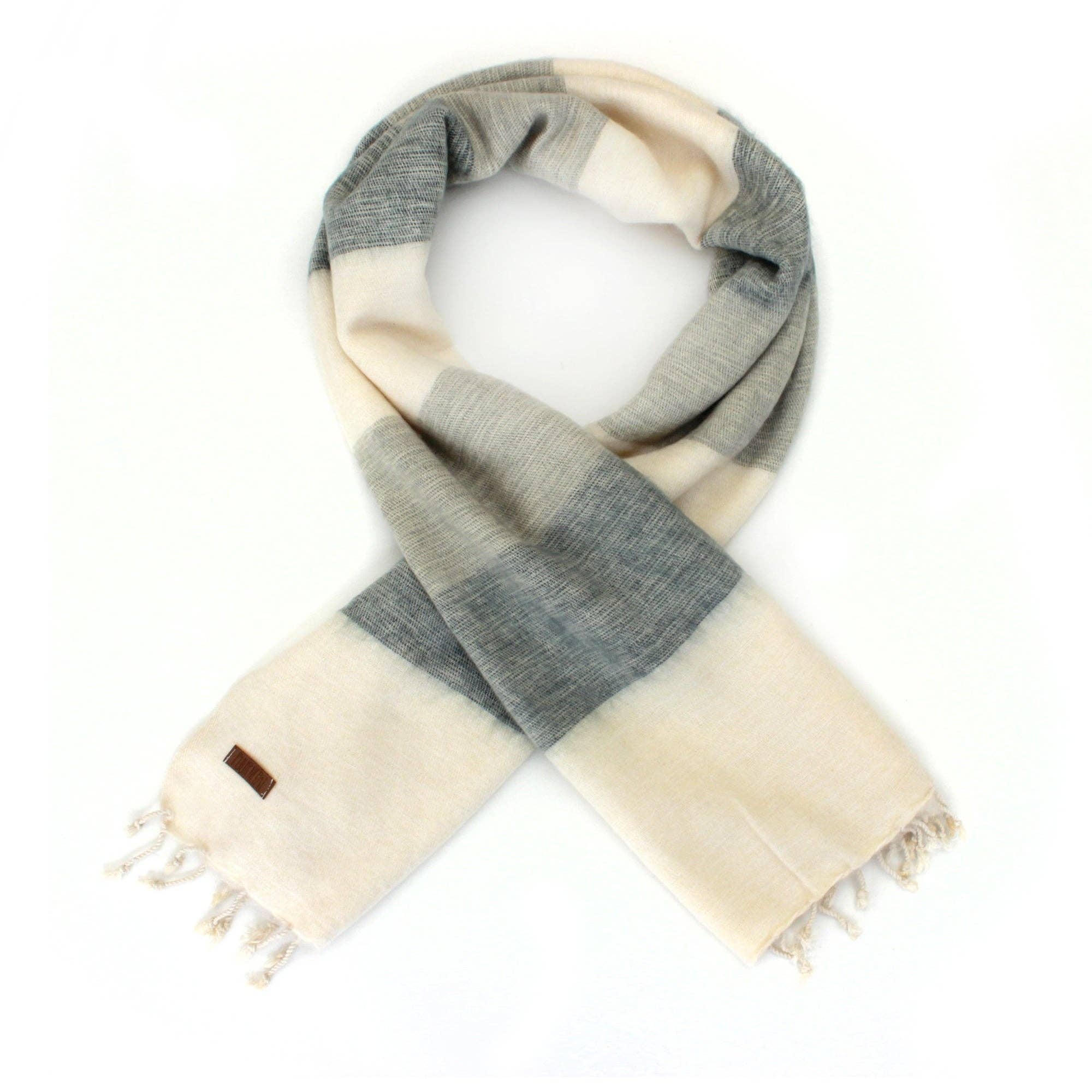 WeeSkins Holland - Wholesale Scarf - Women's - Pure Nepal Shawls & Wraps12