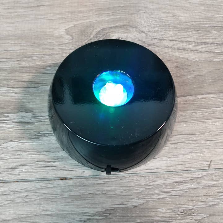 Keystone Crystals - Vente Pierre et cristal de spiritualité - Support de lumière LED avec 3 modes de couleur pour cristaux et présentoirs10