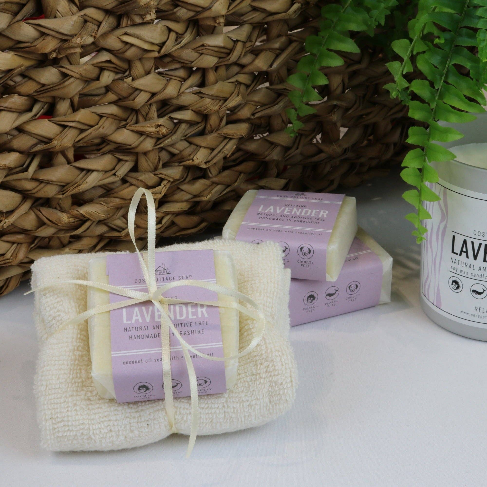 Cosy Cottage Soap – wholesale Bar Soap – Handmade Soap & Cotton Cloth Gift Set4