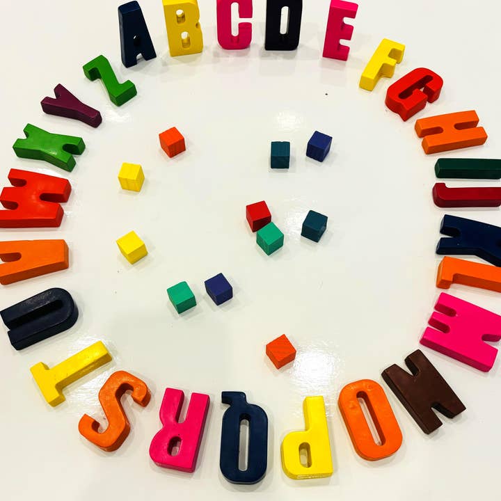 Art en Ciel - Wholesale Crayons - Kids & Baby - ALPHABET SET OF CRAYONS - ALPHABET DE CRAYONS
