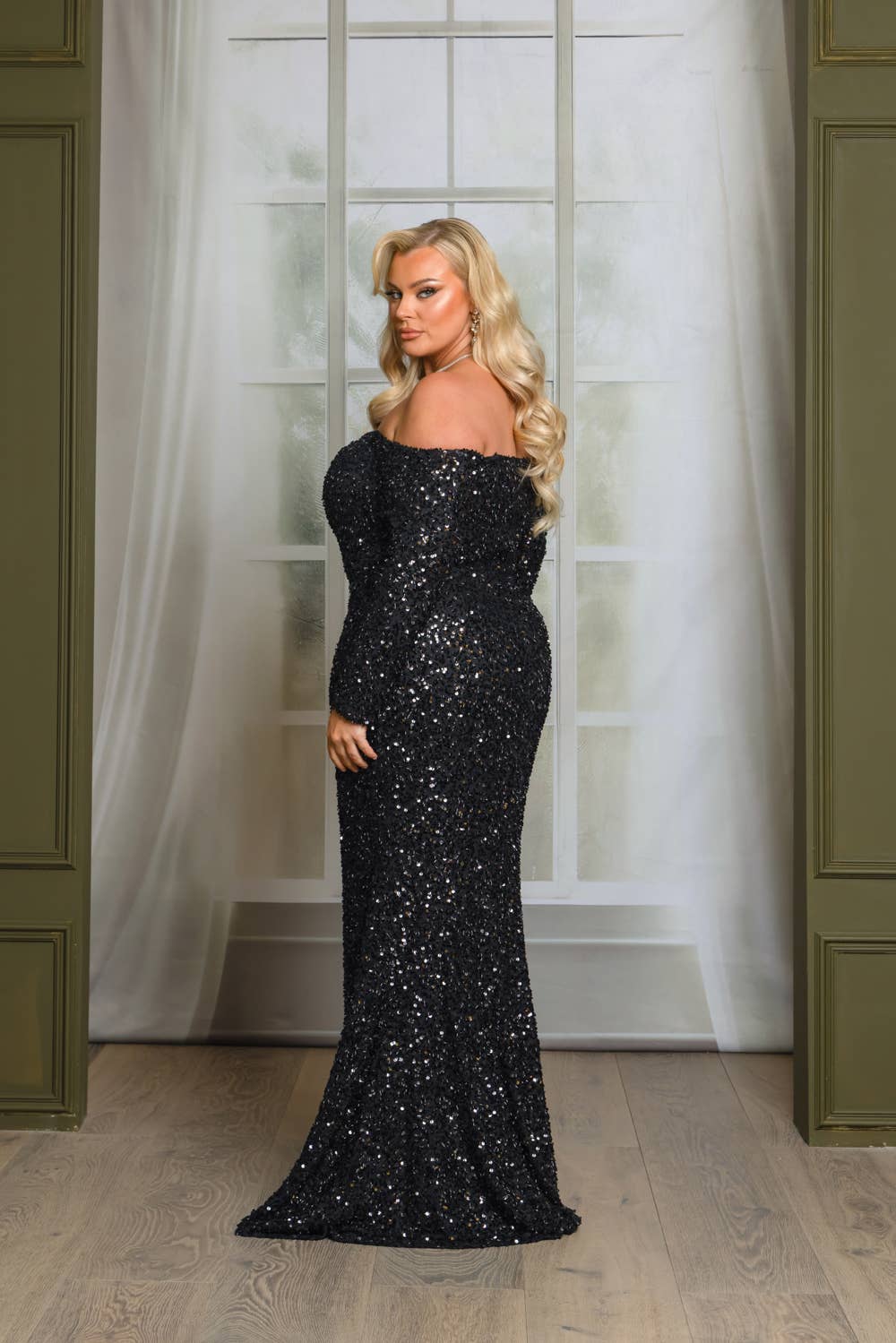 RICARICA INC. - Wholesale Gown - Women's - P1641P9-PLUS SIZE LONG SLEEVE OFF SHOULDER MAXI DRESS 8