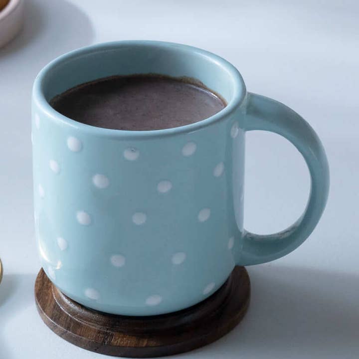 ceramic mug w/wooden coasterlid -colour blue & white polka for wholesale by Indriya Home