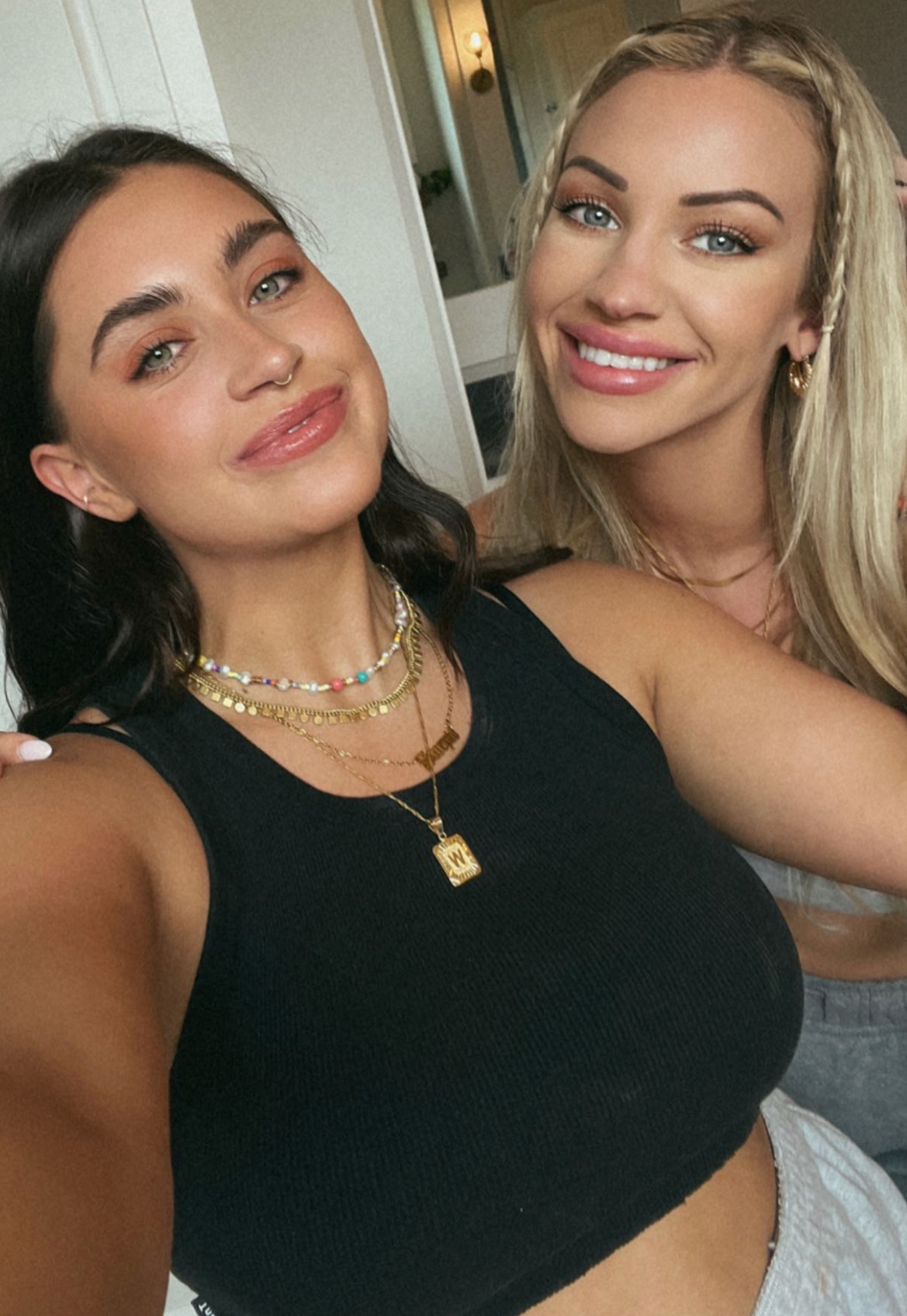 Kismet Showroom - Venta al por mayor Collares con colgantes/abalorios - Collar Inicial Miel38