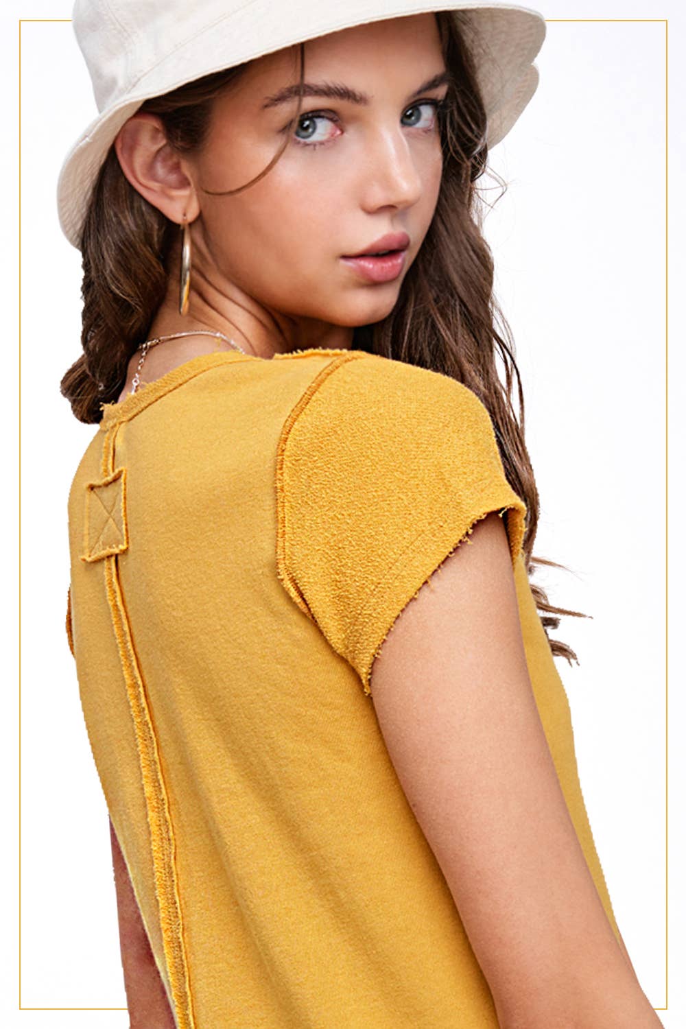 La Miel - Wholesale Gebreide top - Dames - JBT7655-getextureerde top van zachte badstof met ruwe rand en korte mouwen6