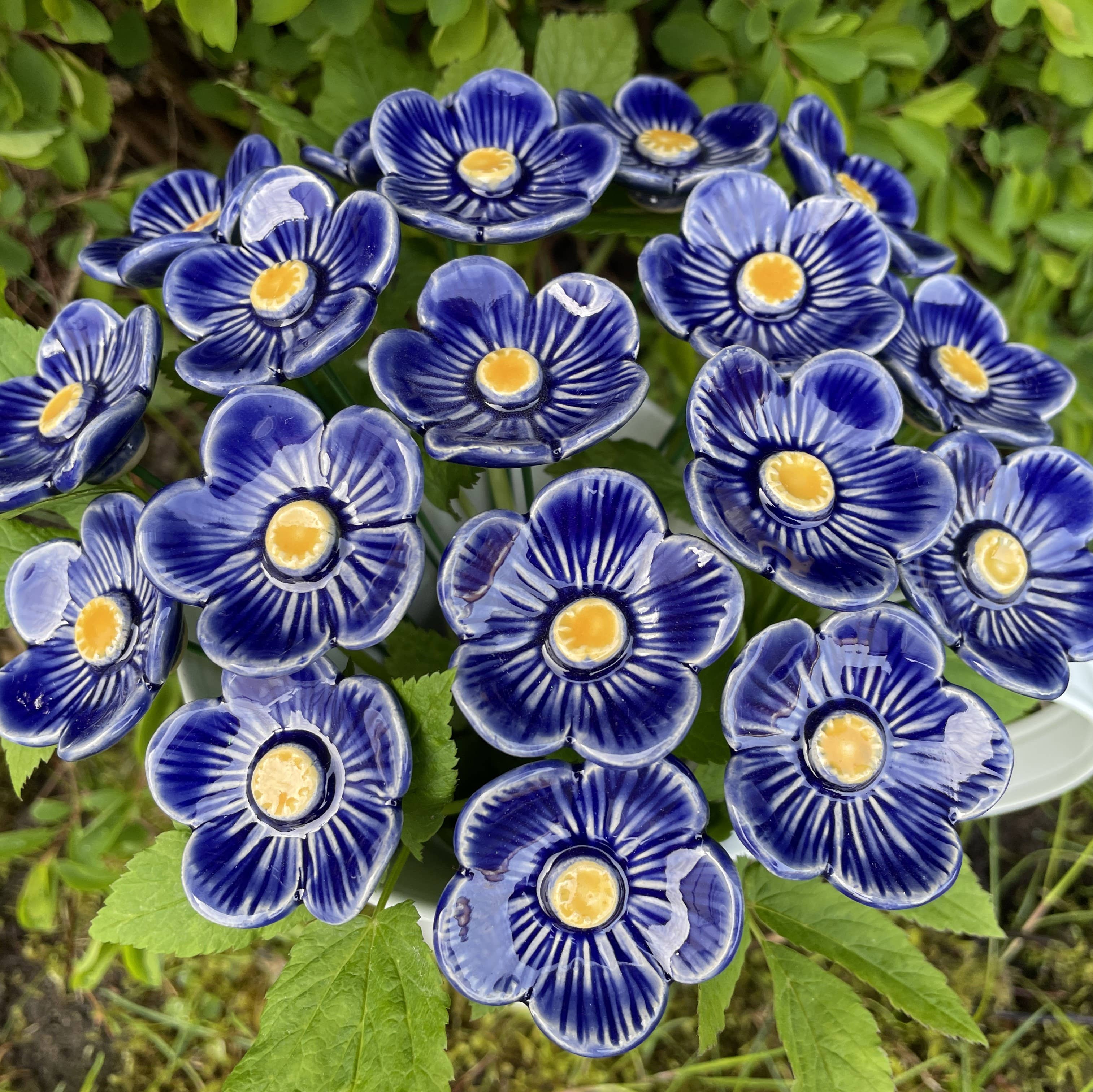 Pannonhem AB. - Wholesale Garden/Lawn Stake - Ceramic Dark Blue Plum blossoms,Plant stake3