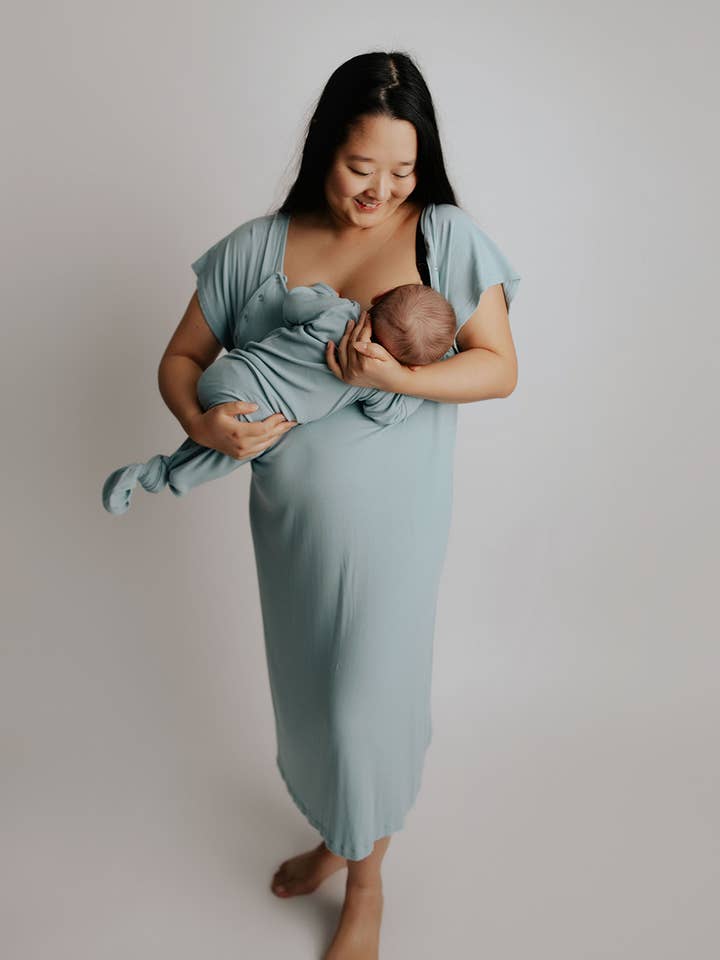 Three Little Tots – Großhandel Kleid – Schwangerschafts- & Stillmode – Blue Bird Kleid für Mutterschaft, Geburt und Stillzeit