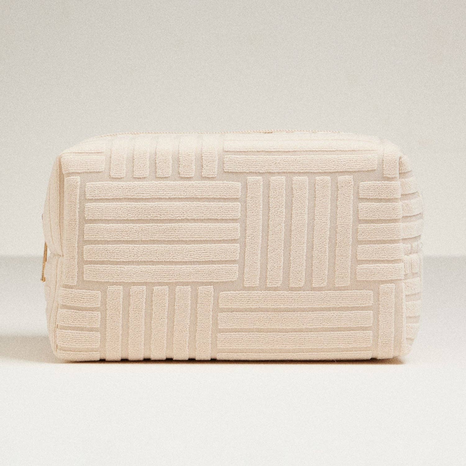 Frem - Wholesale Pouch - Women's - Luxe Terry fabric Travel Pouch -Medium11