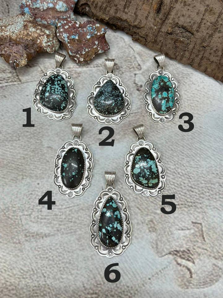 Håndlavet Sterling Sølv Lander Turkis Vedhæng med Signeret Nizhoni for engroshandel hos Nizhonitradersllc