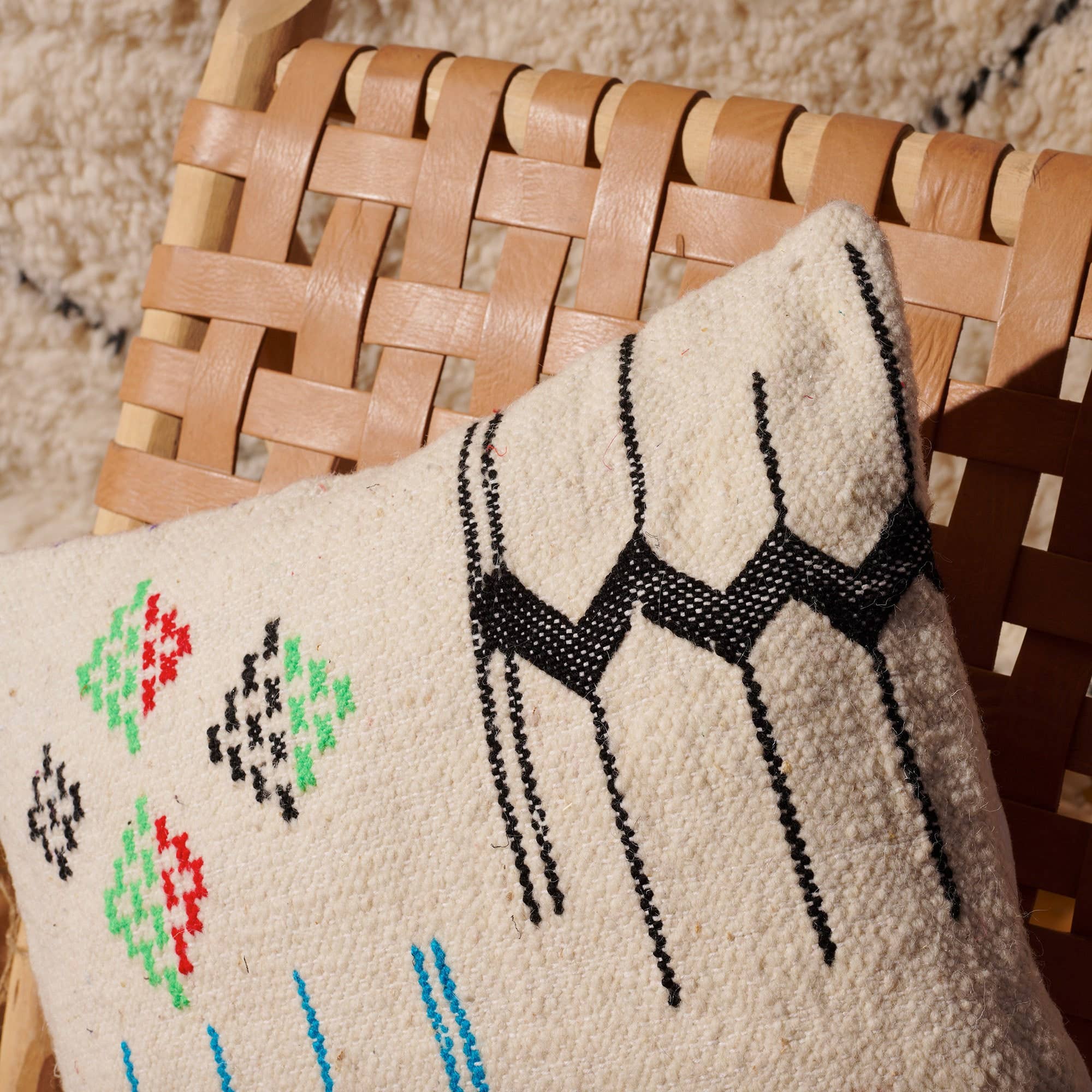 Yemma Goods - Wholesale Throw/Decorative Pillow - Set Of 4 Handmade Beni Ourain Wool Moroccan Berber Pillows4