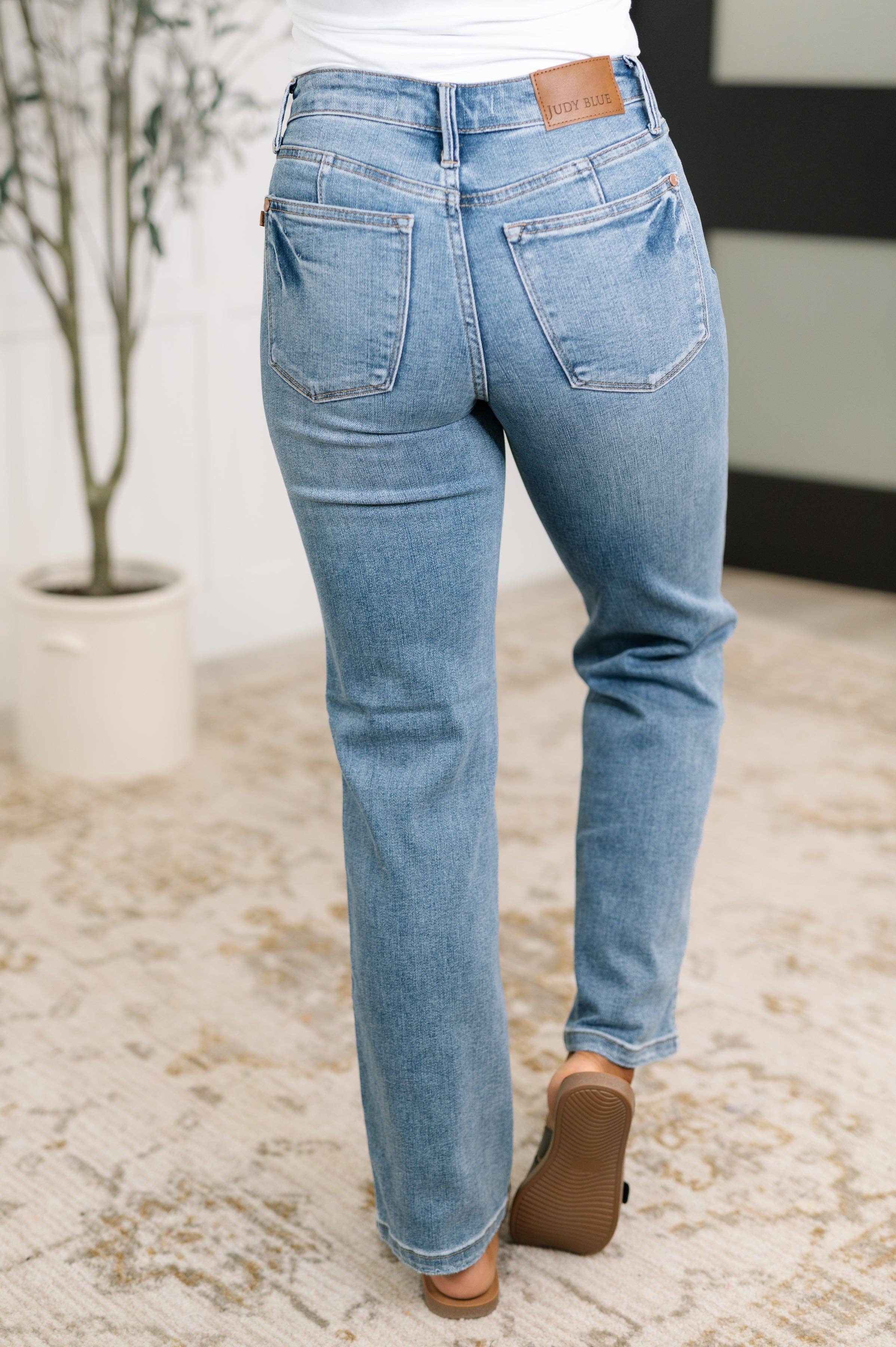 Avenue Wholesale - Wholesale Jeans - Women's - Judy Blue Mid Rise Control Top Vintage Straight Jeans3