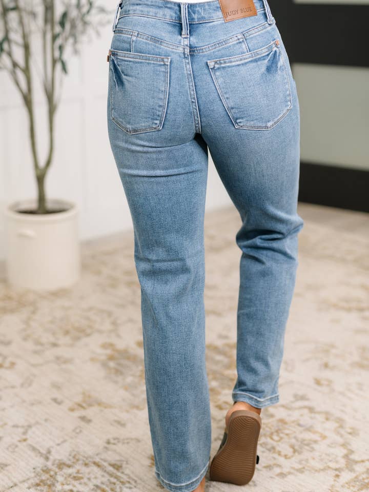 Avenue Wholesale - Wholesale Jeans - Women's - Judy Blue Mid Rise Control Top Vintage Straight Jeans3