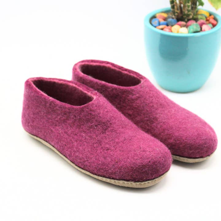 Handmade Eco-Friendly Felted Wool Sheepskin Slippers for wholesale by Woollyfelt