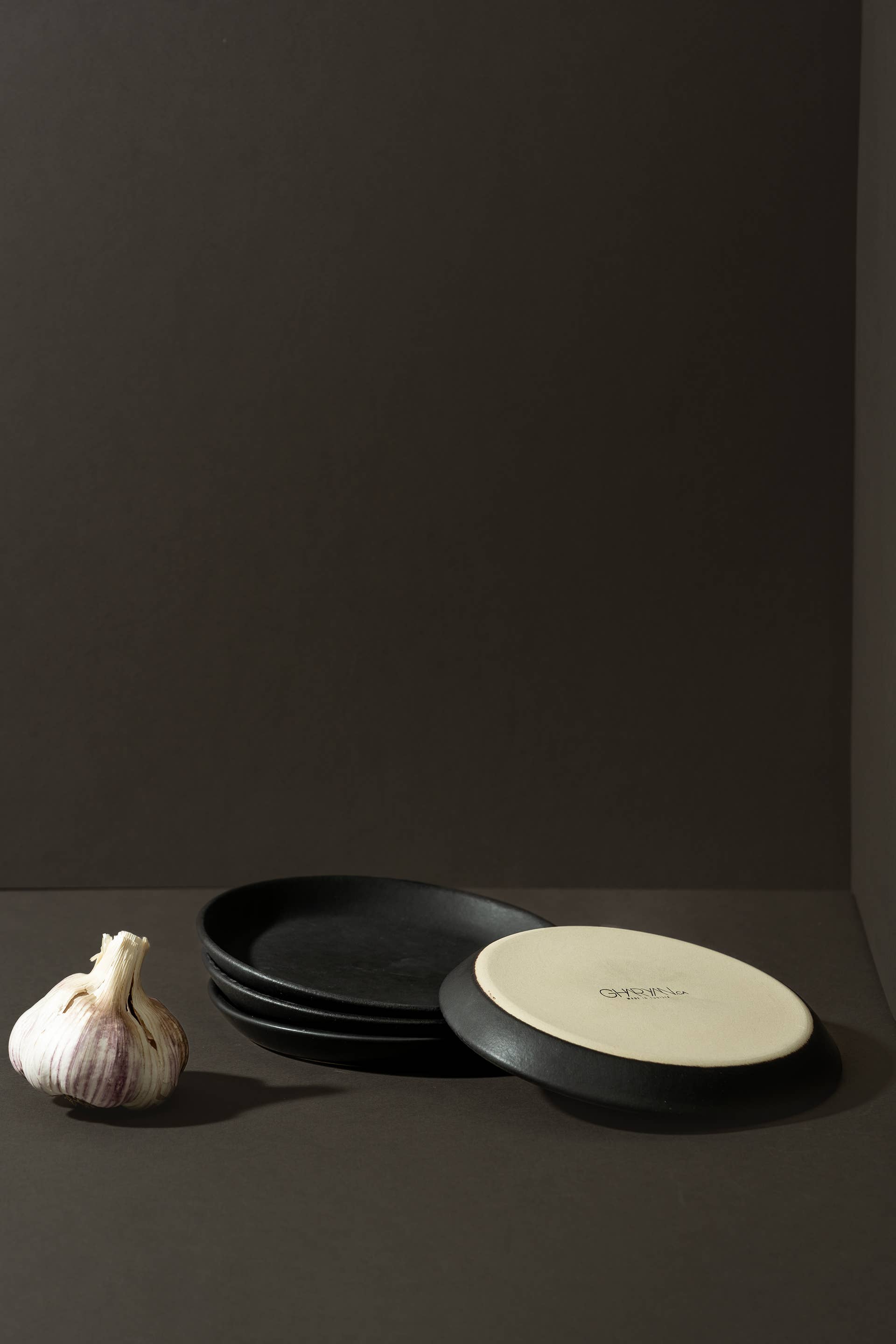 GHARYAN Stoneware & Olive Wood Tableware | USA - Wholesale Dinner Plate - Handmade Stoneware Flat Side Plate | Edan 5.9"0