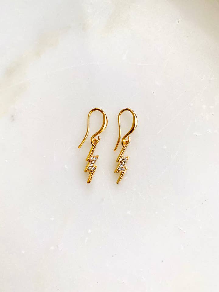 Boucles d'oreilles Badass pour la vente par Dusk Hera