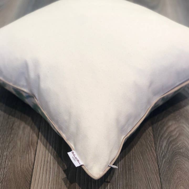 Mila∞Miro by Emelie – Großhandel Zierkissenbezug – Silk Ikat Kissen Fresh Mint | Silk Ikat Kissen Fresh Mint3