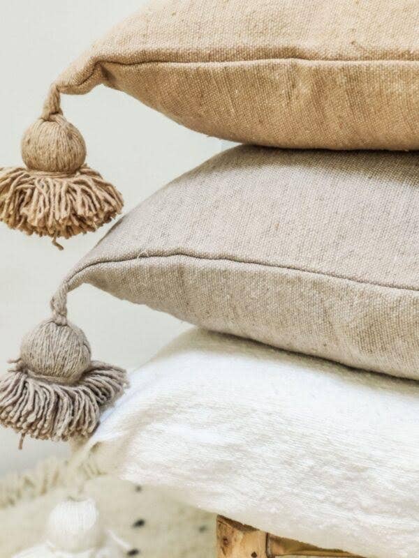 NOMAD BY LIV – Großhandel Stuhlkissen – Marokkanisches Kissen mit Pompons2