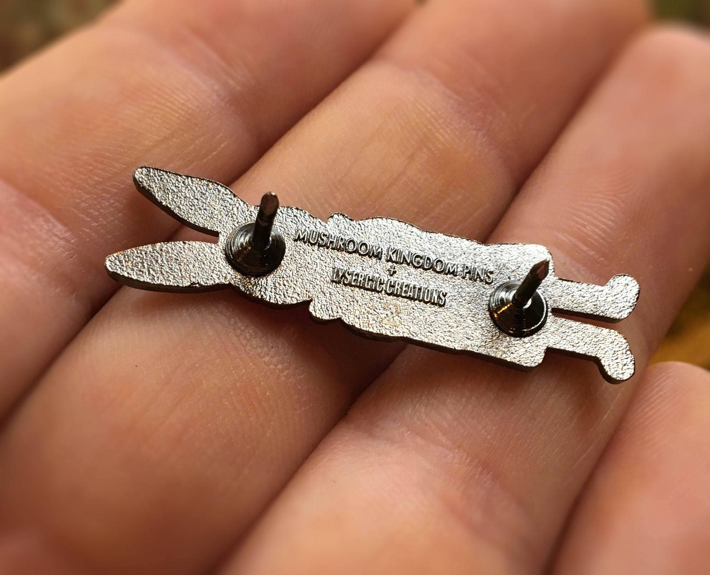 Mushroom Kingdom Pins - Vente Épinglettes/boutons - Épinglette Gloving Louise Raver – 3,8 cm | Épingle EDM & Rave1