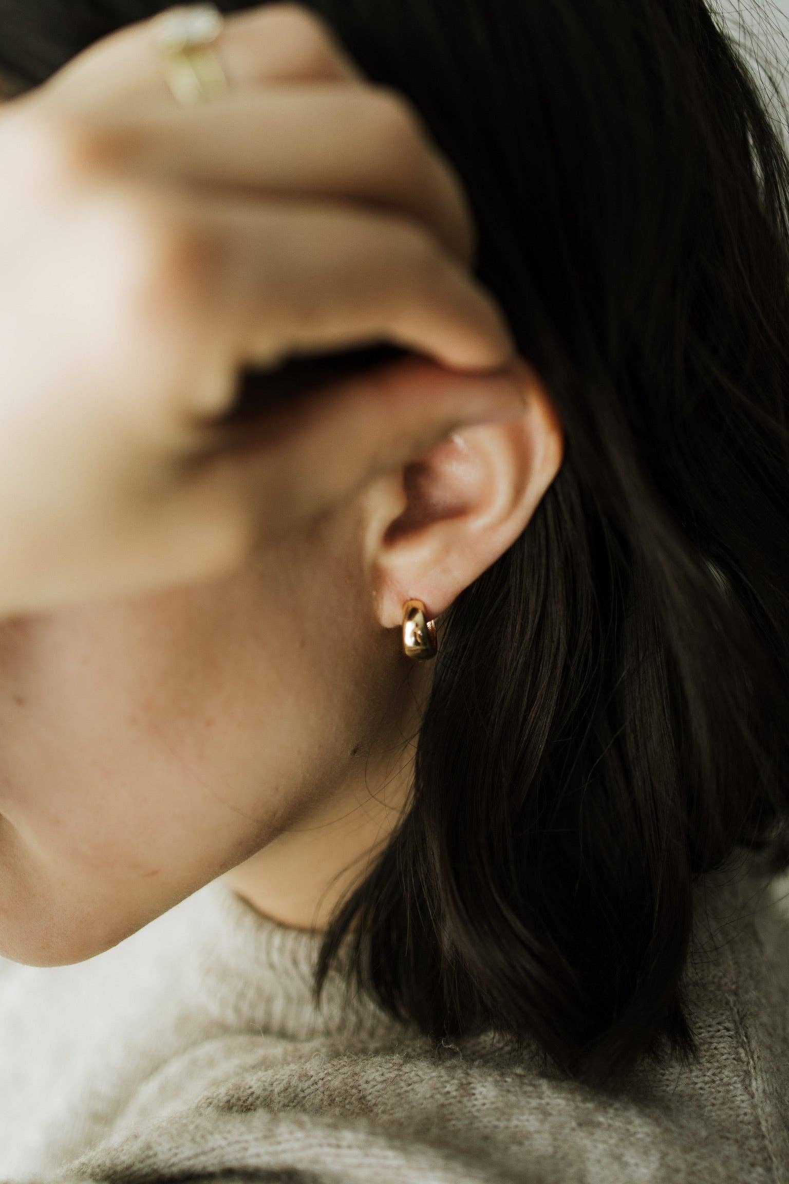 Sydney Rose Co. - Wholesale Hoop Earrings - Rosie Hoops