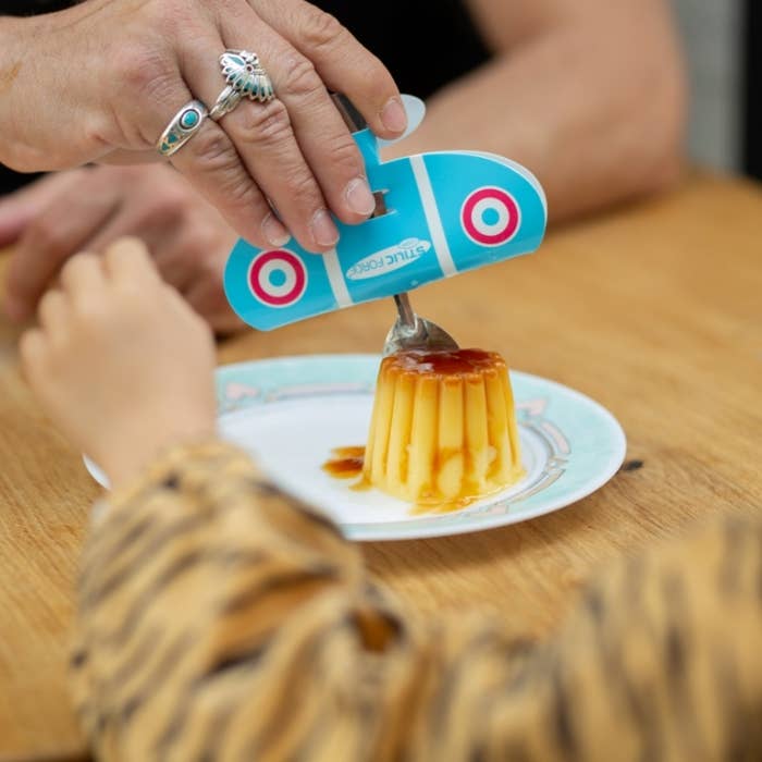 STILIC FORCE - La boutique du futur - Wholesale Flatware Set - Kids & Baby - Babyplane Blue - Airplane shaped baby spoon3