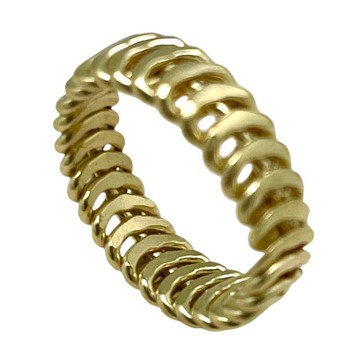 Bague Marea en laiton doré. Taille 16 pour la vente par Gloria Mago