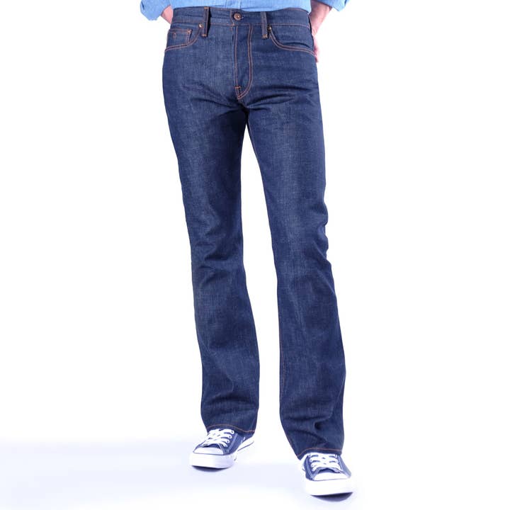Jean bootcut en denim brut selvedge indigo pour la vente par Horn