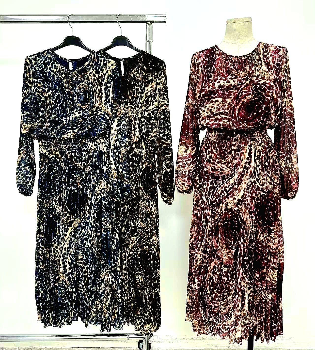 Kurt Muller - Wholesale Dress - Women's - Vienna Pleated Crew Neck Maxi Dress2