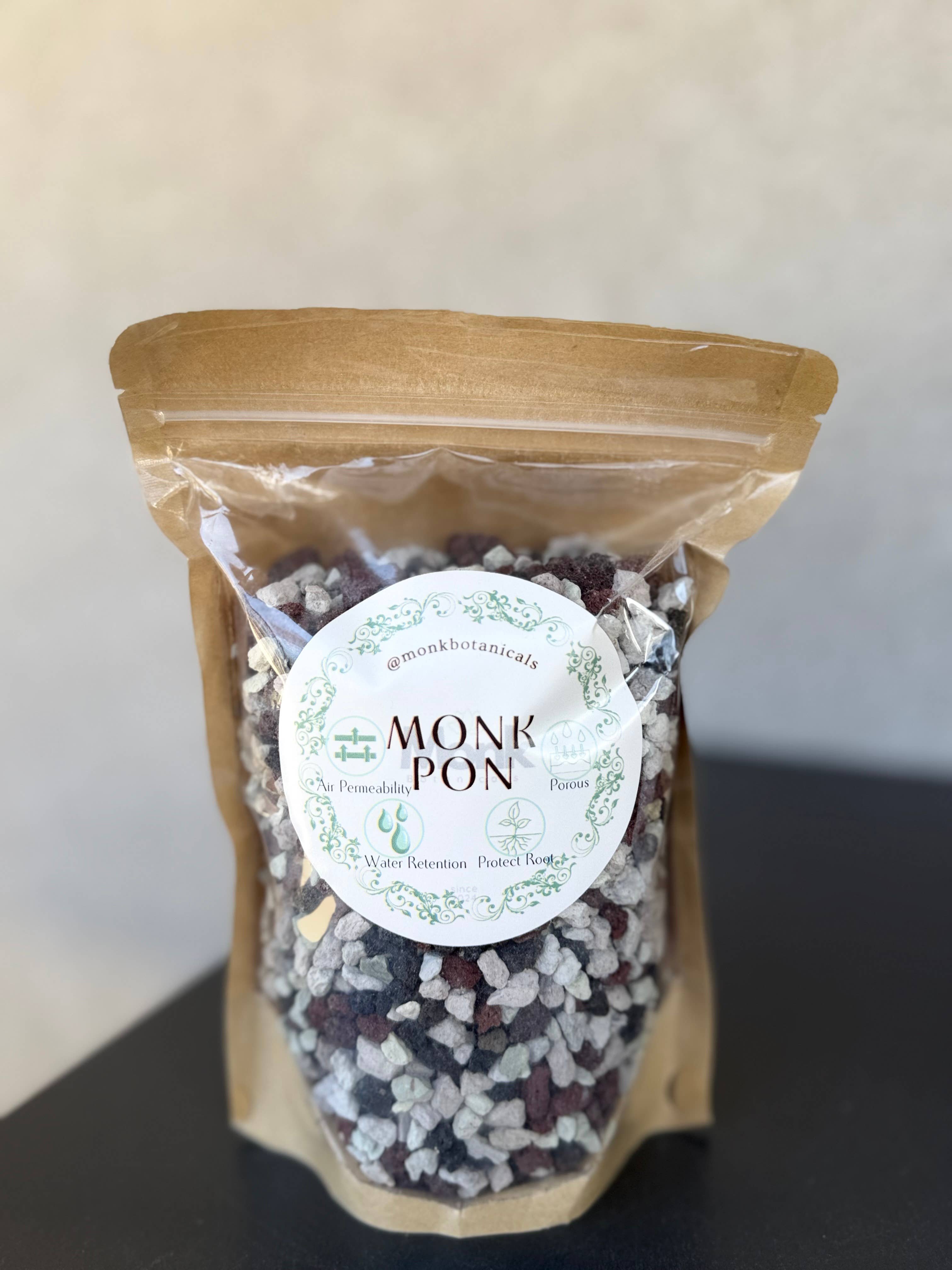 MONKBOTANICALS - Wholesale Planting/Potting Soil - Houseplant Pon Mix - Premium Semi-Hydro Substrate 0.6 L