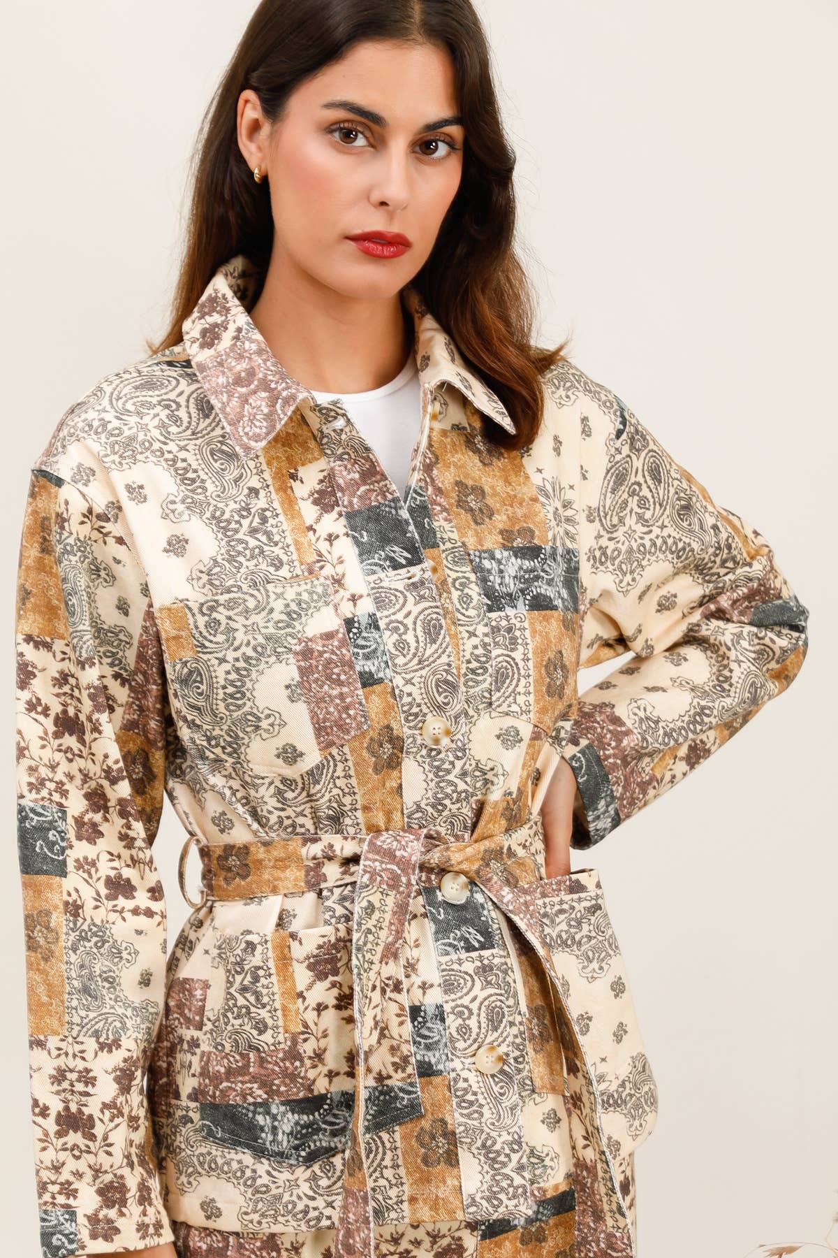 beige 5930 GIACCA SAHARIANA in vendita all'ingrosso su Faire1