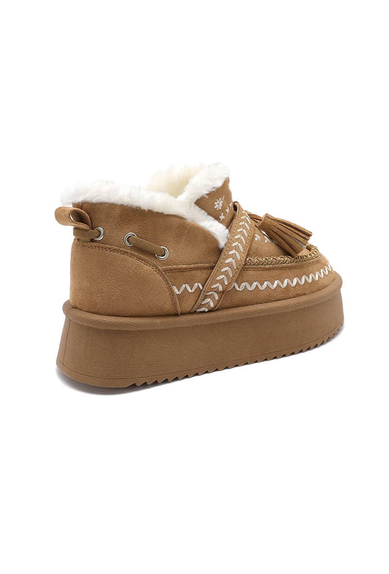 Joia Paris - Wholesale Boots - Women's - Warm boots with embroidery and tassels RU-2017