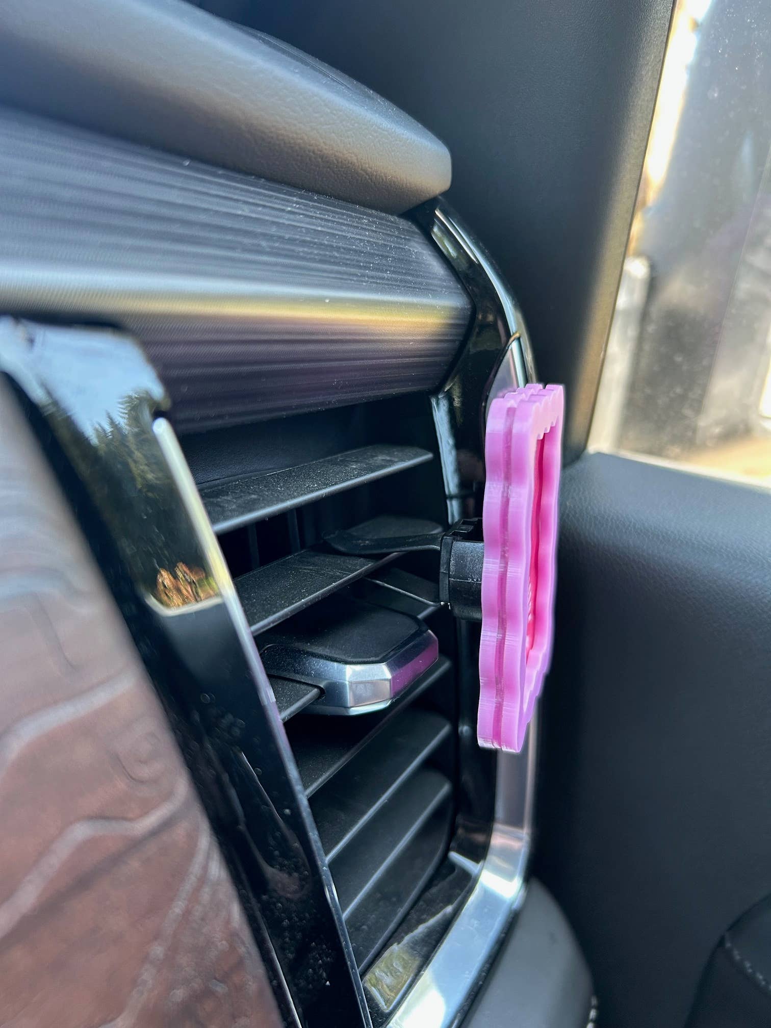 Cope and Co Custom Signs - Wholesale Picture Frame - Squiggly Car Vent Picture Frame 5