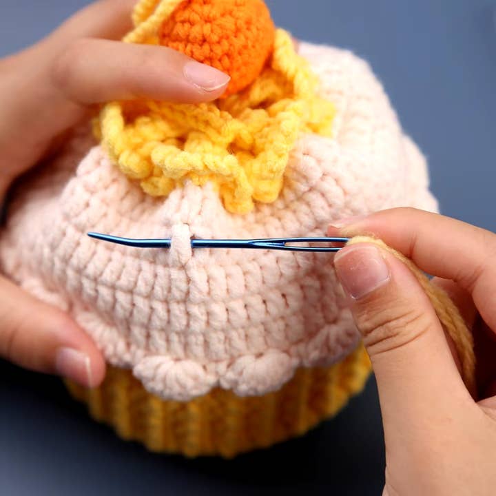 Anna B. Shop - Wholesale Knitting/Crochet Supplies - Bent Tip Darning Needles - Set of 63