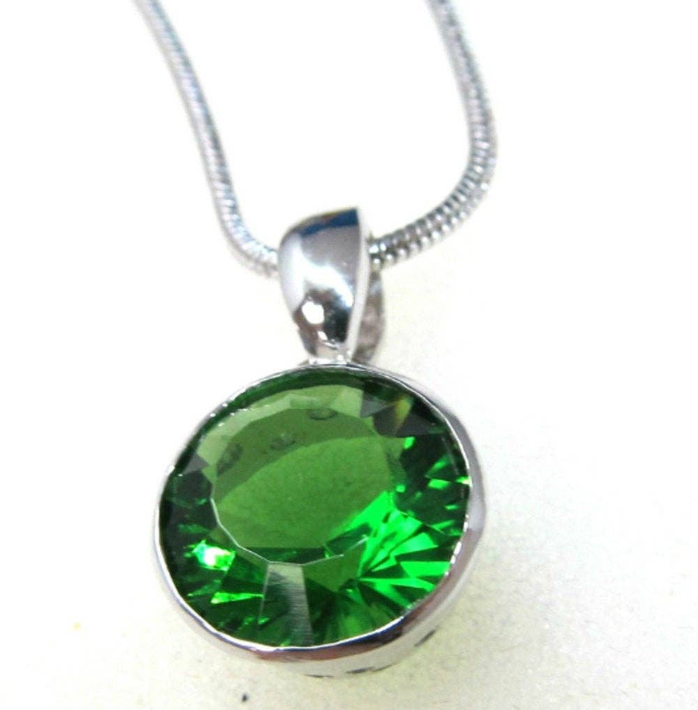 Twan Kee Jewelry - Wholesale Pendant/Charm Necklace - Fancy Style Mt St Helens Green Helenite Silver Pendant
