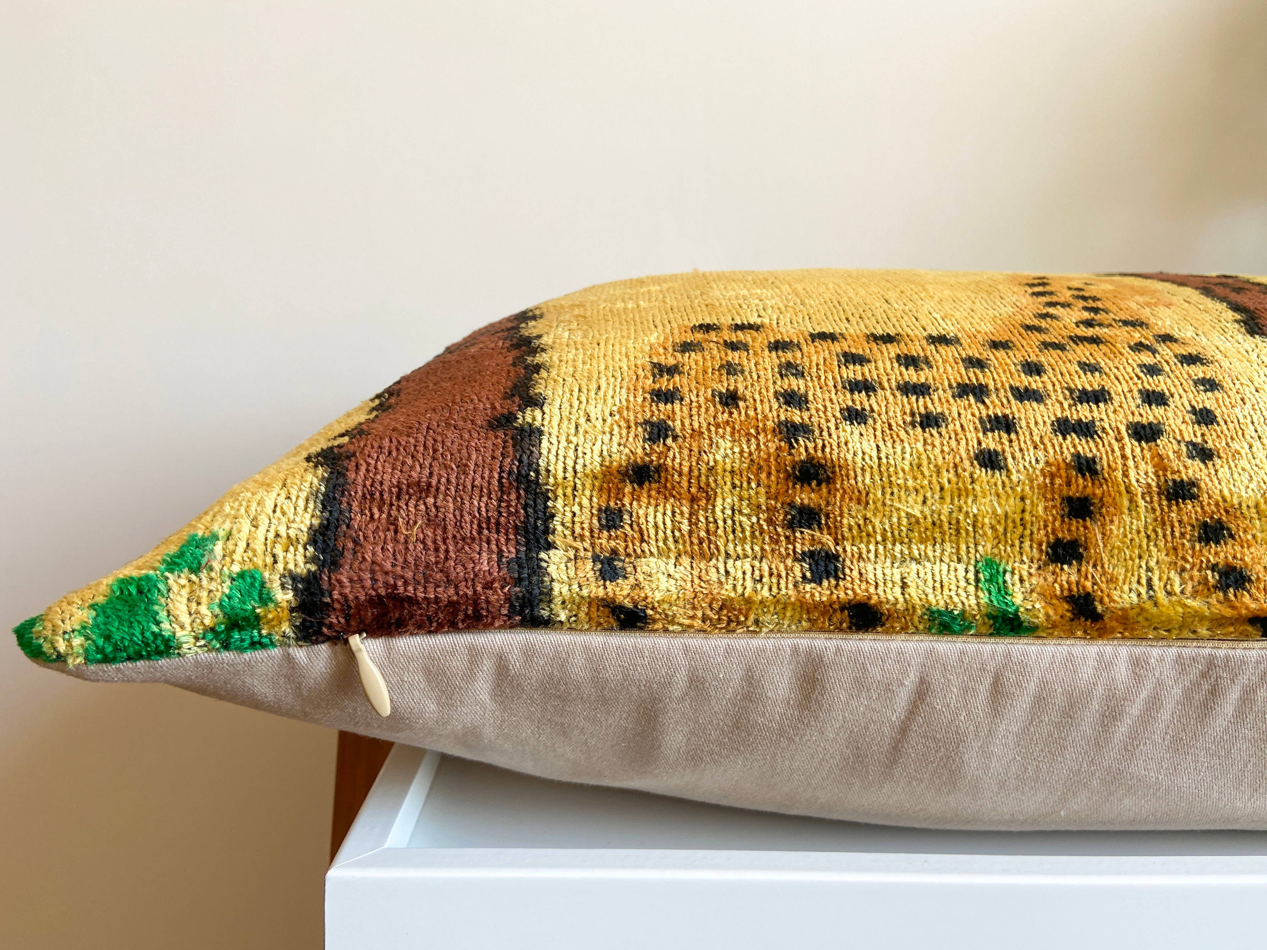 Ikat Atelier - Wholesale Throw Pillow Cover - Ikat Animal Tiger Pillow Cover, Ikat Cushion, Throw, Home9