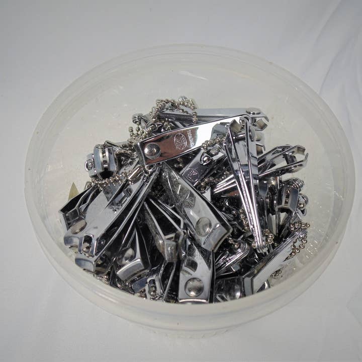 MAYA Cosmetics - Wholesale Nail Clipper/Scissor - Finger Nail Clippers (Jar of 72) w/ nail file and keychain