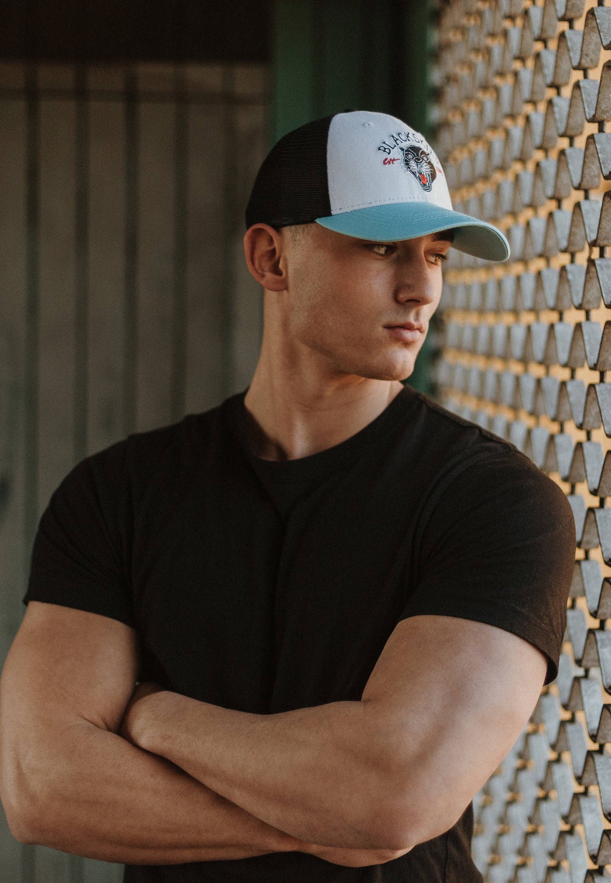 Blackskies - Wholesale Trucker Hat - Unisex - Traditional Tattoo Trucker Cap Panther White-Black-Blue1